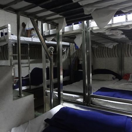Aashiyana Dormitory Mumbai Luaran gambar